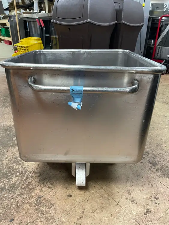 Used Falcon Restaurant Supply, Inc. Used Stainless Steel 400lb Dump Buggy Cart - SS353 Restaurant Equipment (Miscellaneous) Illinois US | Falcon Restaurant Supply #1374608