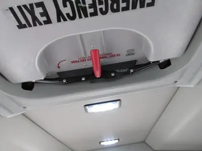Used 2013 FORD E350 Minibuses Manitoba CA | Conquest Truck & Auto Sales #1421359