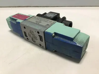 Used VICKERS DG4V36CPL2H10JAS310 Valves/Fittings Michigan US | Ideal Machinery #1311487