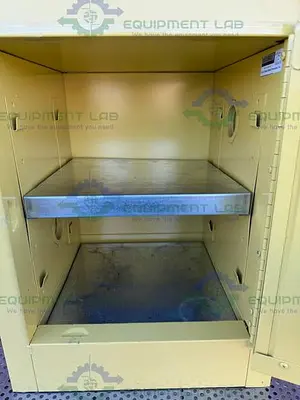 USED SECURALL 4 GALLON FLAMMABLE LIQUID STORAGE CABINET W/ SOFT CLOSE DOOR, SHELVES