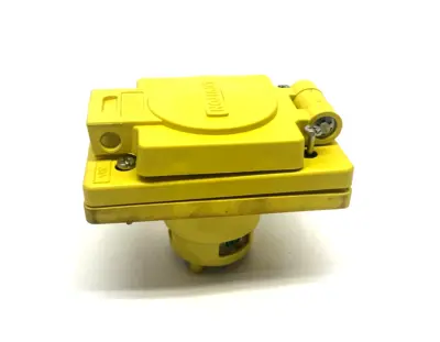 USED LEVITON 66W47