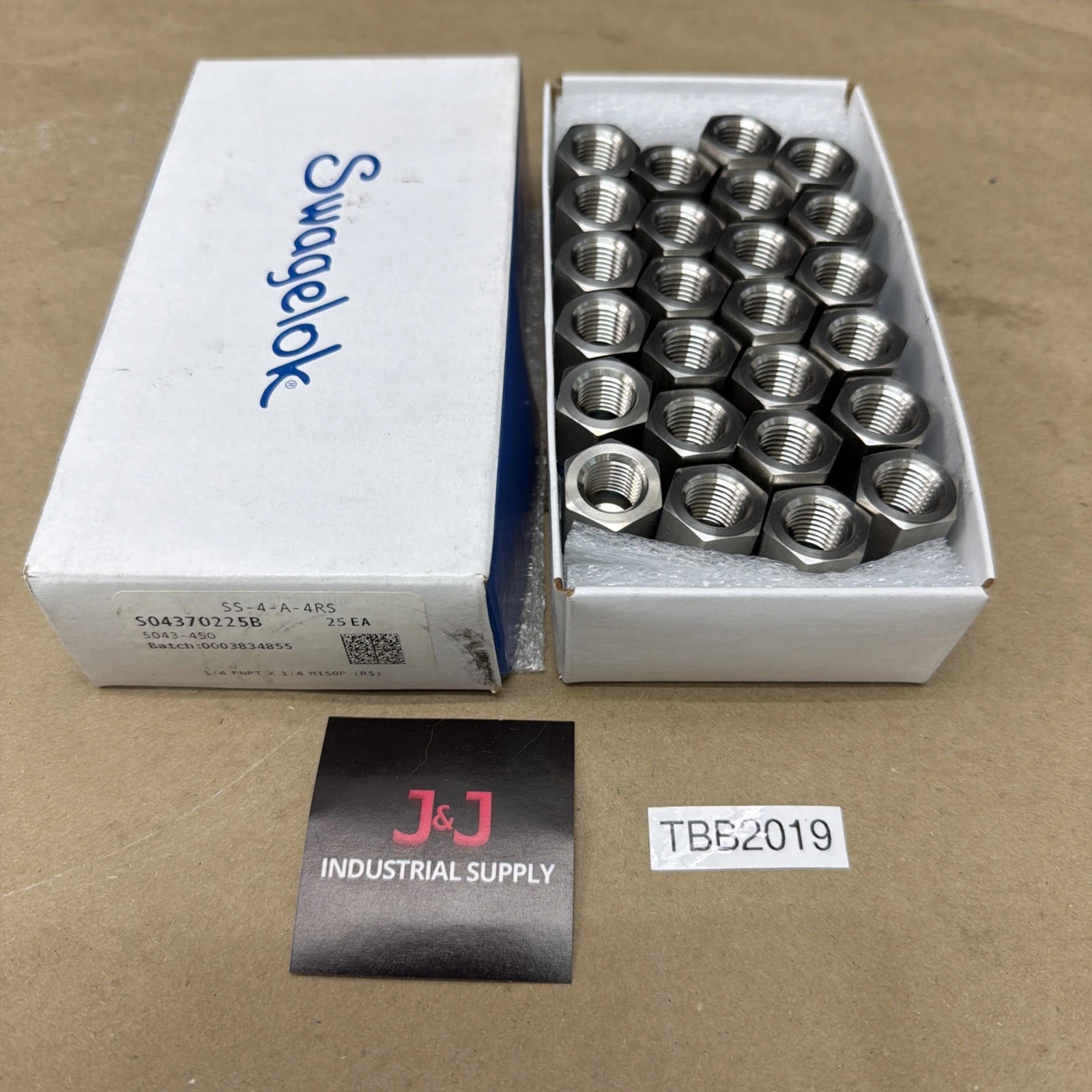NEW Swagelok SS-4-A-4RS