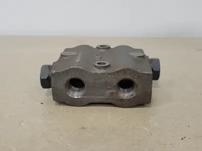 Hydraulic Block Valve 7594H, 1450 PSI