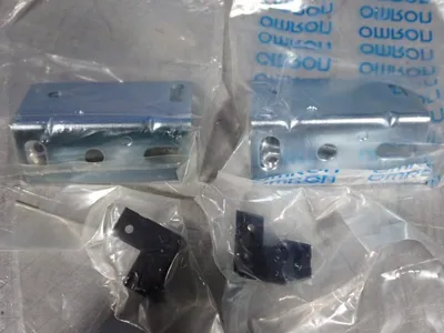 NEW OMRON E3JM10S4US