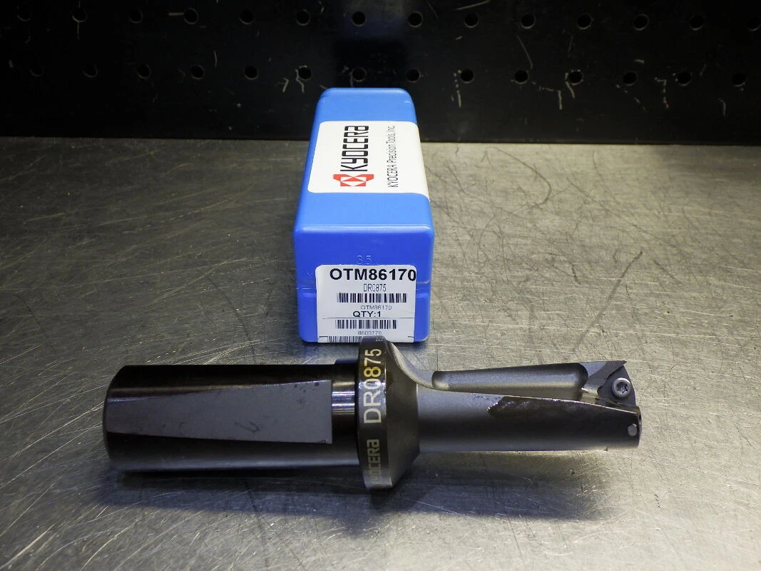 Kyocera / SGS .8750" Coolant Thru Indexable Drill 1" Shank DR0875 (LOC3567)