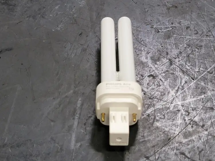 New | in-Stock PHILIPS PL-C 13W/827 GX23-2/2P Lighting British Columbia CA | Lenmark #254765
