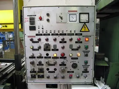USED BENELLI TRANSFER PRESS 250 TON - 10 STEPS