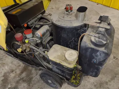 USED KARCHER HDS650