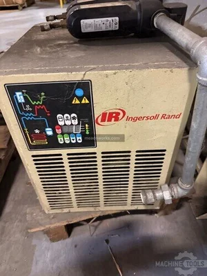 Used INGERSOLL RAND R7.5IA145 Rotary Screw & Sliding Vane Air Compressors Illinois US | Meadoworks #1492129