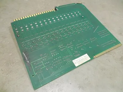 Allen Bradley 7100-OAA 120VAC Output Module Used