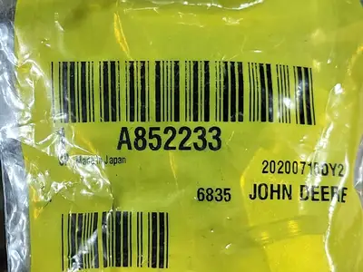 NEW JOHN DEERE A852233