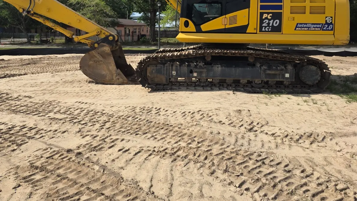 Used 2023 Komatsu PC210LCi-11 Excavators Florida US | Rubbl #1547818
