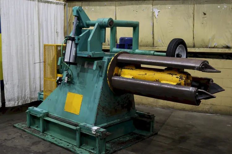 Used B & K _UNKNOWN_ Uncoilers | D & D Industries #438033