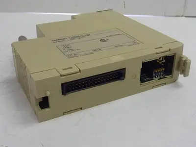 USED OMRON C200HW-SLK24