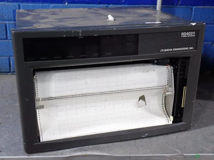 Used OMEGA ENGINNEREING RD4031 Chart Recorders Ohio US | HGR 24 #803506