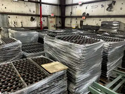 BULK QTY OF ROLLER RACKING W/ BEAMS