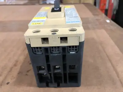 USED SIEMENS 3VF1231-1DL21-0AA0