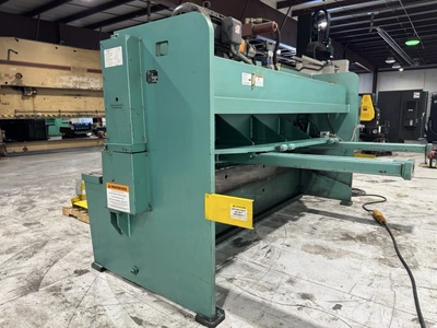 Used 2002 PIRANHA M 1/4-10 Power Squaring Shears (Inch) Illinois US | Revelation Machinery #1283720