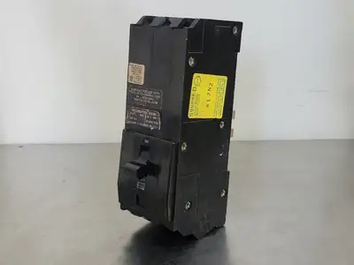 USED SQUARE D Q1390