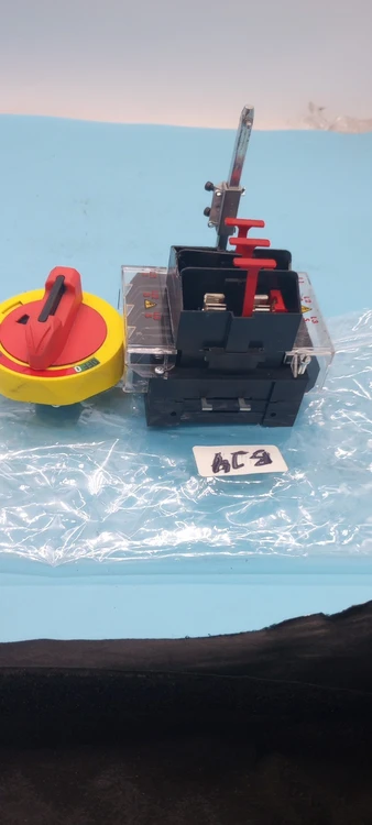 Used GE GE FD130CC Fusible Disconnect Switch 30A 3P= on/Off switch FD1HA4 Relays & Switches Arizona US | ASSET CONVERSION SPECIALISTS, INC. #1130312