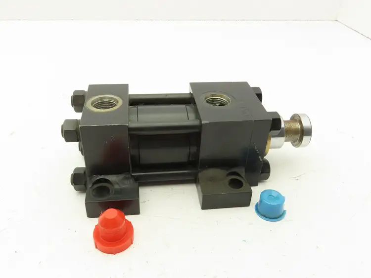 Used YATES _UNKNOWN_ Hydraulic Cylinders | Arrow Industrial #632389