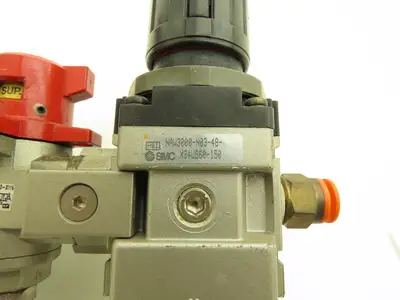 SMC Pneumatic Air Filter Regulator With Lock Out Valve 150 PSI Lot of 2