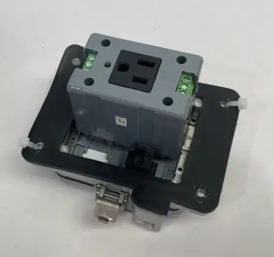 Used Grace Technologies GracePort Ethernet Panel Interface Connector Automation Control (HMI) Michigan US | Maverick Industrial Sales #1392508