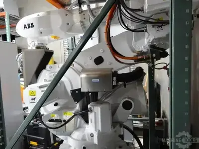 USED 2014 ABB IRB 6640-185/2.55 CLEAN ROOM