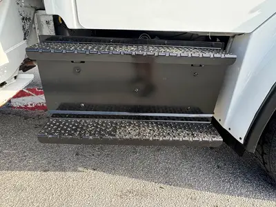 Used 2018 ALTEC AA55E MH Bucket (boom) trucks Florida US | Truck and Van Outlet #1509192