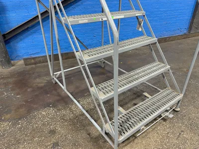 Cotterman 5 Steps / 800 Lbs Portable Stairs