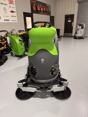 IPC CT160 Cylindrical Ride-On Scrubber NEW