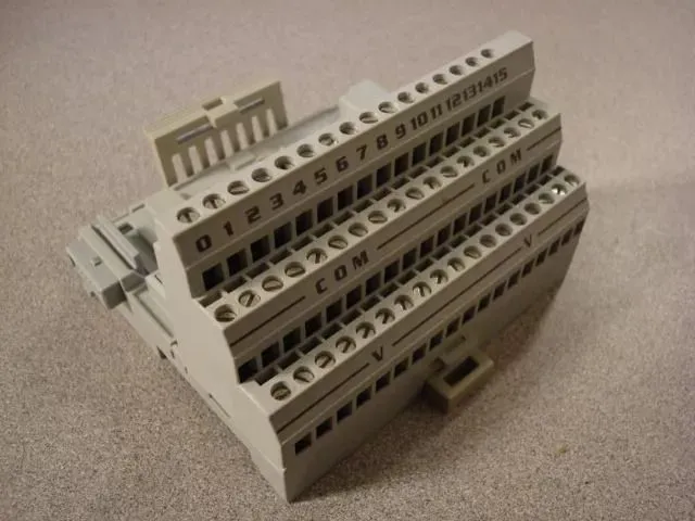 Allen Bradley 1794-TB3 Flex I/O Terminal Base A01 Used