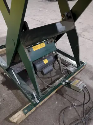 3000 LB X 72" X 48" SOUTHWORTH MODEL #LS4-36 HYDRAULIC SCISSOR LIFT TABLE WITH ROTATING,110V SINGLE PHASE: STOCK #20938