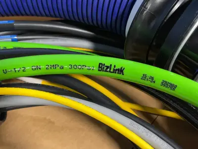 Cables Bizlink