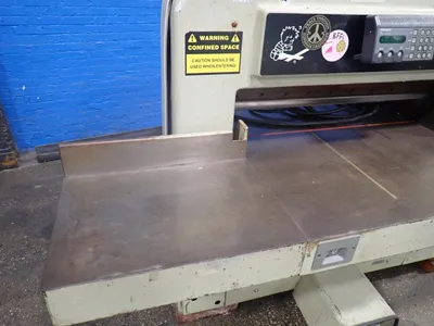 Used POLAR MOHR 92CS Paper Cutters Ohio US | HGR 24 #783578