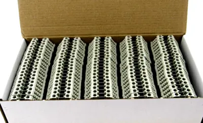 NEW BOX OF 100 TELEMECANIQUE AB1-VV435U TERMINAL BLOCKS AB1VV435U