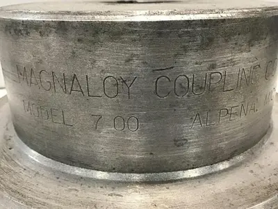 USED MAGNALOY COUPLINGS 700 / COUPLING
