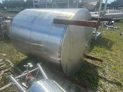 Used PERRY PRODUCTS 1,050 Gallon Stainless Steel Tanks New Jersey US | Perry Equipment #119297