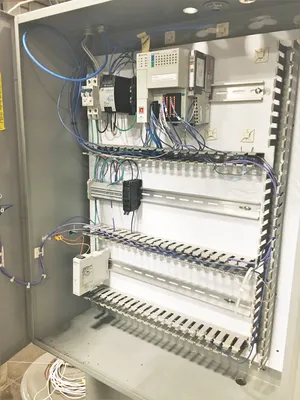 USED 1998 ACCUDYNE ACCUDYNE CUSTOM PRESS