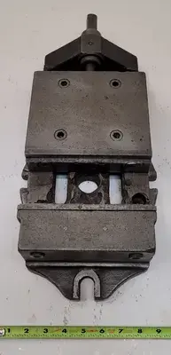 MACHINIST VISE, 6 INCH JAW OPENING