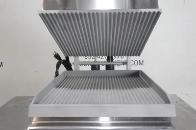 STAR PRO-MAX GROOVED ELECTRIC TWO-SIDED PANINI GRILL MODEL CG14