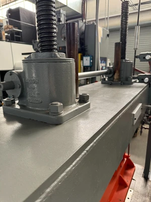 USED 2001 Yonkers Press 20T
