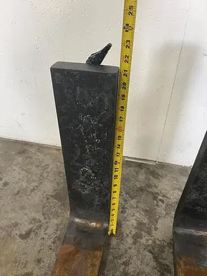 USED KENHAR K-526 FORKLIFT FORKS 37 1/2" X 21 3/8" X 1.5"