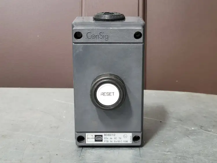 Used KILLARK STAHL 8040/12 Switchgears British Columbia CA | Lenmark #243359