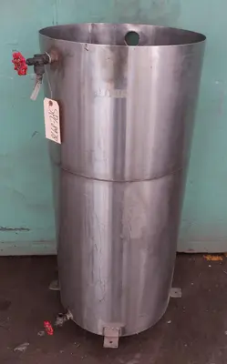 SPC8978  Tank 40 gallon vertical tank, Stainless Steel, conical