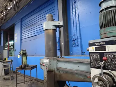 Olcina Miro S.a.  12" X 3' Radial Arm Drill