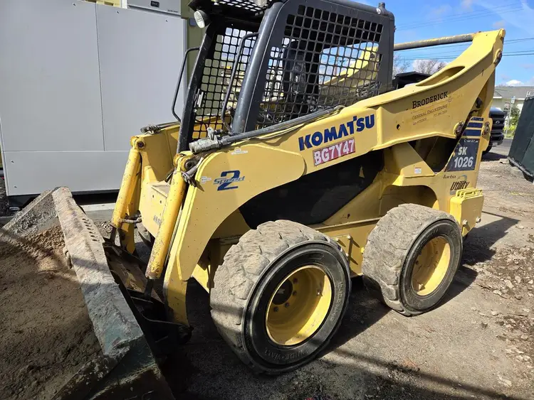 Used 2005 KOMATSU SK1026-5N Skid Steer Loaders | Ben Kaplan Equipment #1182396