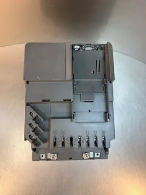 Siemens 6SE6440-2UD27-5CA1 7.50Kw A12/2.06 Micromaster 440 (5.2.1)