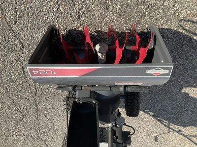Used BRIGGS & STRATTON 1024 Snow Blowers Michigan US | Miedema Asset Management Group #1761453