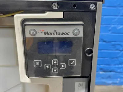 USED MANITOWOC IY0324A161